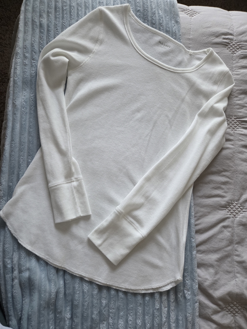 Old Navy White Waffle-Knit Long Sleeve Scoop Top